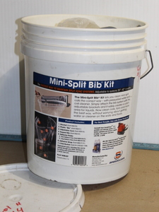 lot 44 image: Mini-Split Bib Kit