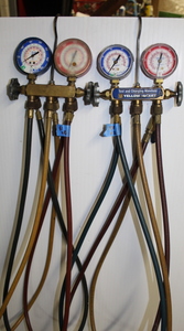 lot 51 image: Yellow Jacket Manifolds