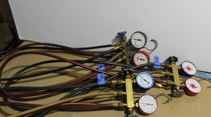 lot 52 image: NRP and Yellow Jacket Manifolds
