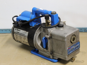 lot 24 image: High Performance Vacuum Pump