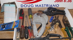 lot 70 image: Screw Driver & Cutter Lot