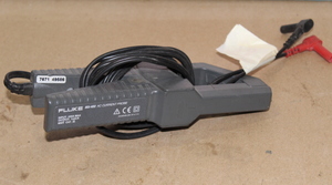 lot 87 image: Fluke 80i-400 Current Clamp